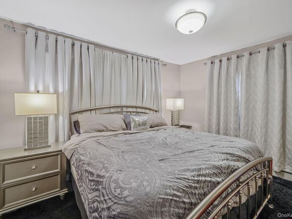 13 Poplar Street, Central Islip NY 11722