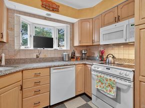 15 Duke Place, Glen Cove NY 11542