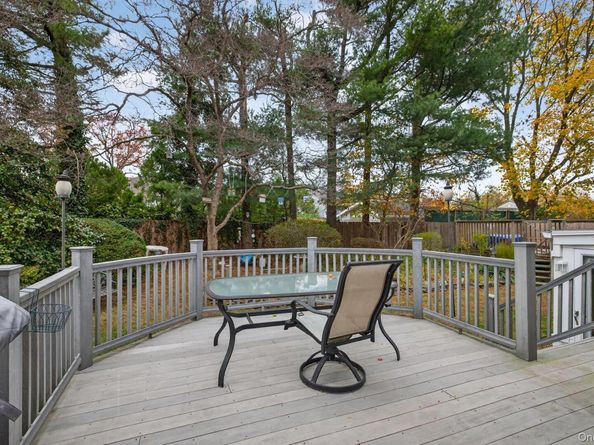 15 Duke Place, Glen Cove NY 11542