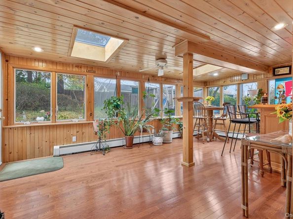 15 Duke Place, Glen Cove NY 11542