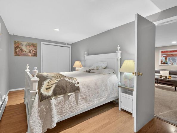 15 Duke Place, Glen Cove NY 11542