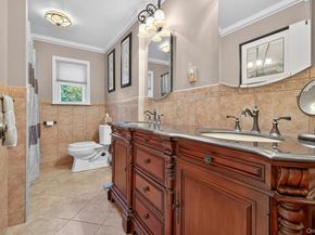 15 Duke Place, Glen Cove NY 11542