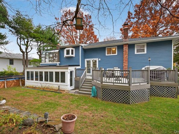 15 Duke Place, Glen Cove NY 11542