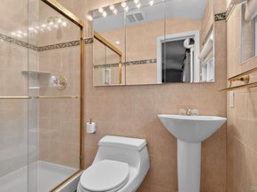 15 Duke Place, Glen Cove NY 11542