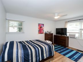 49 East Avenue, Glen Cove NY 11542