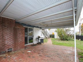 49 East Avenue, Glen Cove NY 11542