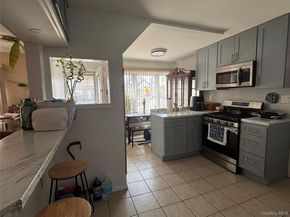 7 Catherine Court, Elmont NY 11003