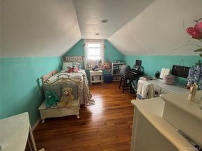 7 Catherine Court, Elmont NY 11003