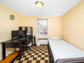 241-20 Northern Boulevard 5E, Douglaston NY 11362