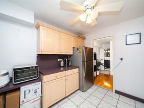 241-20 Northern Boulevard 5E, Douglaston NY 11362