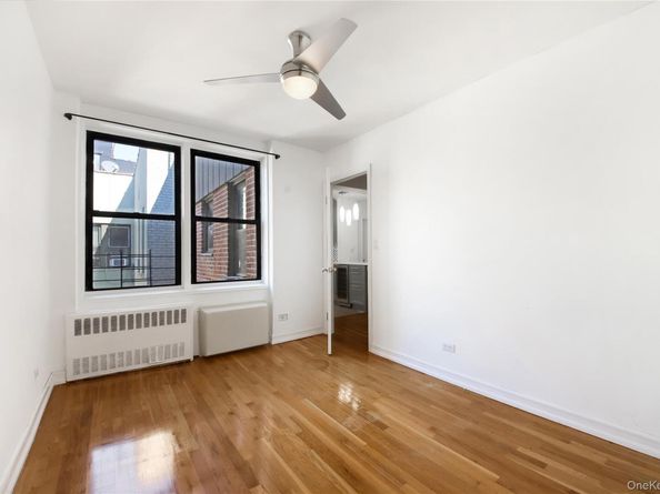 488 Ocean Parkway 6C, Brooklyn NY 11218