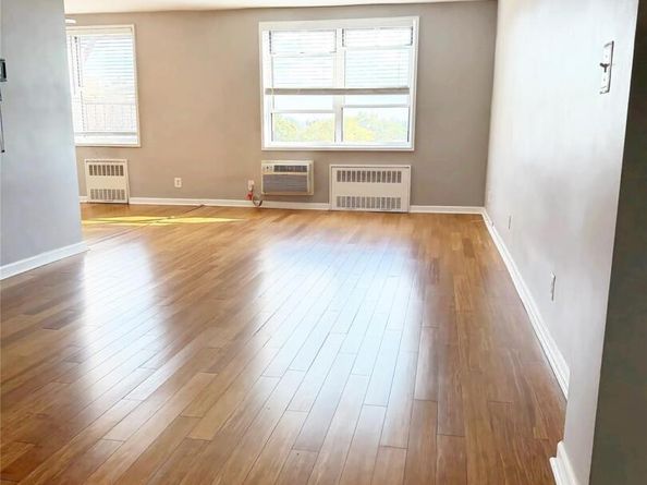 636 N Terrace Avenue 6C, Fleetwood NY 10552