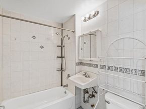 7133 162nd Street 4B, Fresh Meadows NY 11365