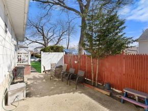 15 Woodlawn Avenue, Valley Stream NY 11581
