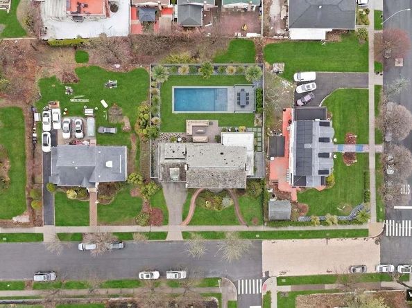 193-12 Foothill Avenue, Holliswood NY 11423