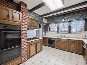 193-12 Foothill Avenue, Holliswood NY 11423