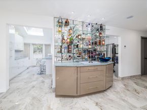 83 Arnold Court, East Rockaway NY 11518