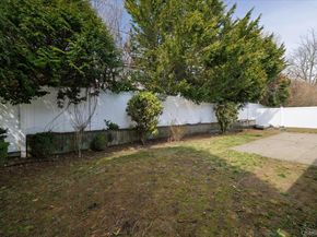 83 Arnold Court, East Rockaway NY 11518