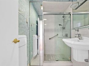 58-03 Calloway Street 5E, Corona NY 11368