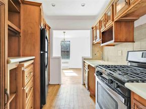 58-03 Calloway Street 5E, Corona NY 11368