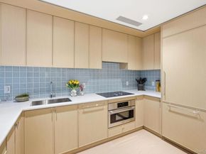 24-01 Queens Plaza N 205, Long Island City NY 11101