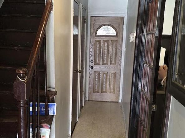 1115 E 214th Street, Bronx NY 10469