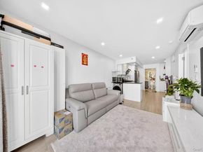 143-16 41st Ave 4E, Flushing NY 11355