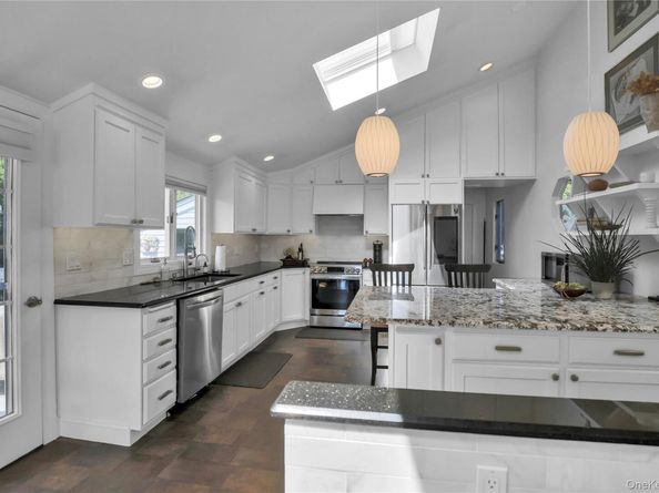 4 Harbour Drive, Blue Point NY 11715