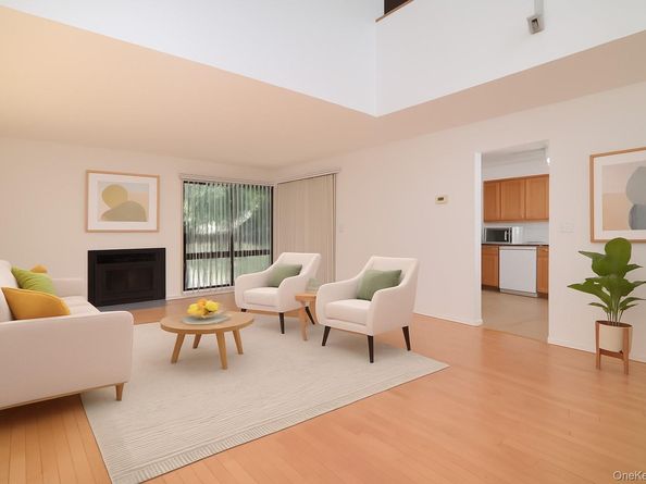 31 Westwood Close, Irvington NY 10533