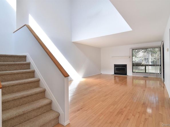 31 Westwood Close, Irvington NY 10533