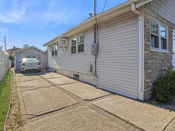 616 Meachem Avenue, Elmont NY 11003