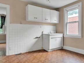 6915 69th Place, Glendale NY 11385
