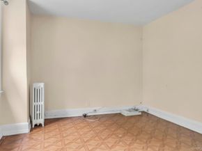 6915 69th Place, Glendale NY 11385