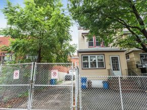 6915 69th Place, Glendale NY 11385