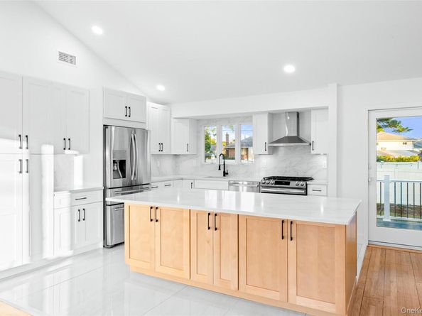 24 Hazel Avenue, Farmingdale NY 11735