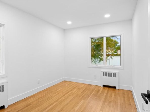 24 Hazel Avenue, Farmingdale NY 11735