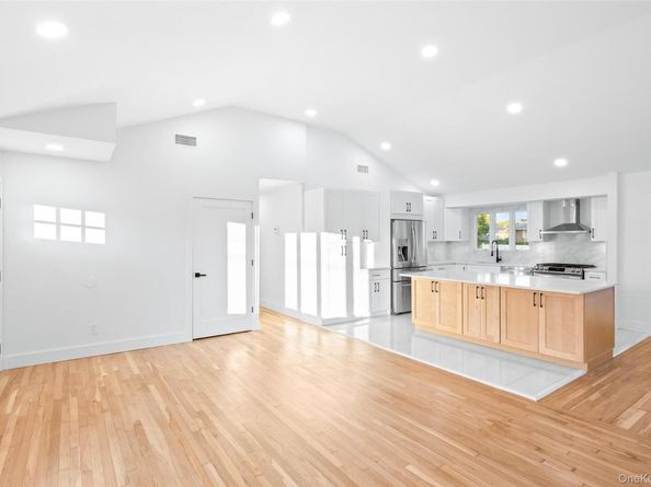 24 Hazel Avenue, Farmingdale NY 11735