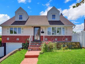 20 Mineola Avenue, Hicksville NY 11801