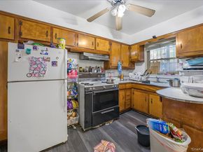 4634 Carpenter Avenue, Bronx NY 10470