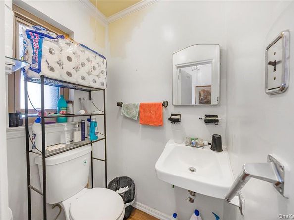 4634 Carpenter Avenue, Bronx NY 10470