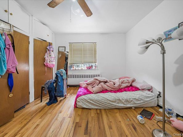 4634 Carpenter Avenue, Bronx NY 10470