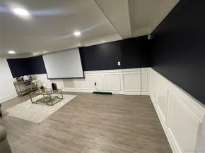 806 Center Drive, North Baldwin NY 11510