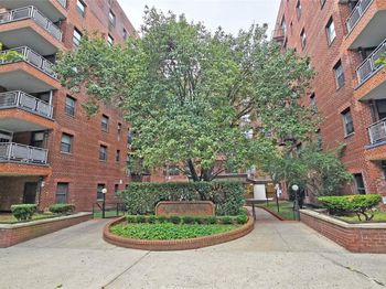 1275 E 51st Street