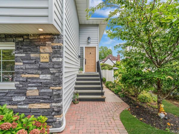 16A Murdock Road, East Rockaway NY 11518