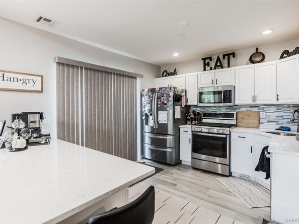 9 Casey Lane, Middle Island NY 11953
