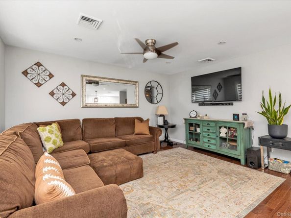 2953 Stevens Street, Oceanside NY 11572