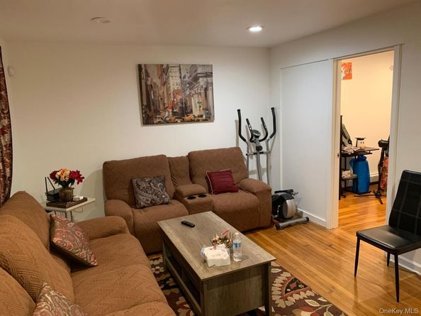 217-05 104th Avenue, Queens Village NY 11429