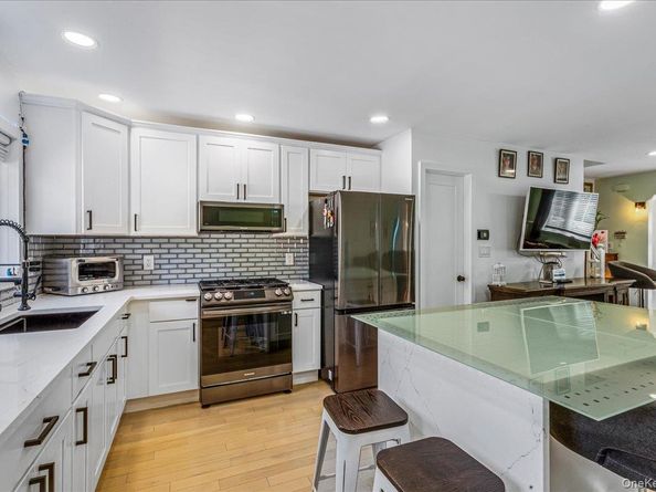 1904 Bronxdale Avenue, Bronx NY 10462