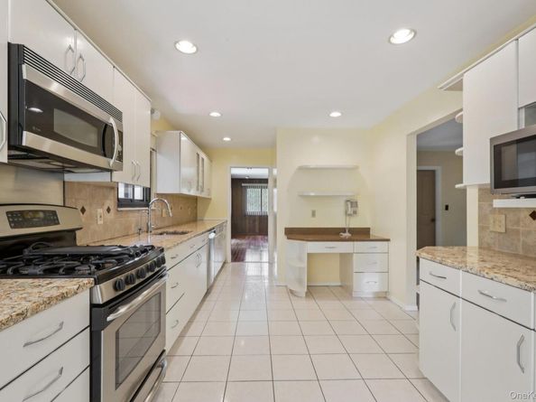 103 Gail Drive, New Rochelle NY 10805