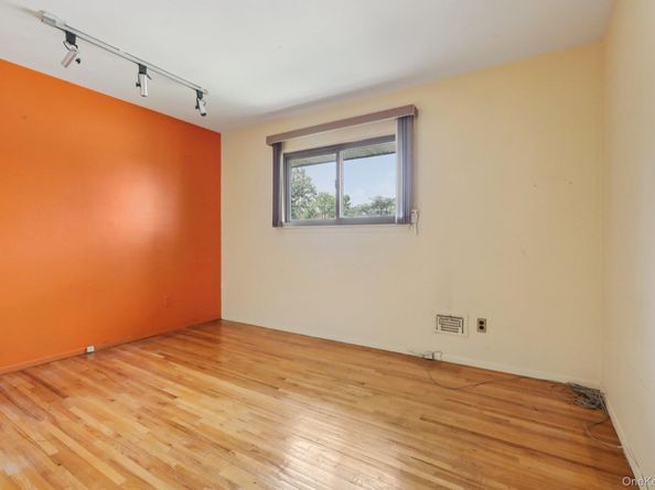 103 Gail Drive, New Rochelle NY 10805
